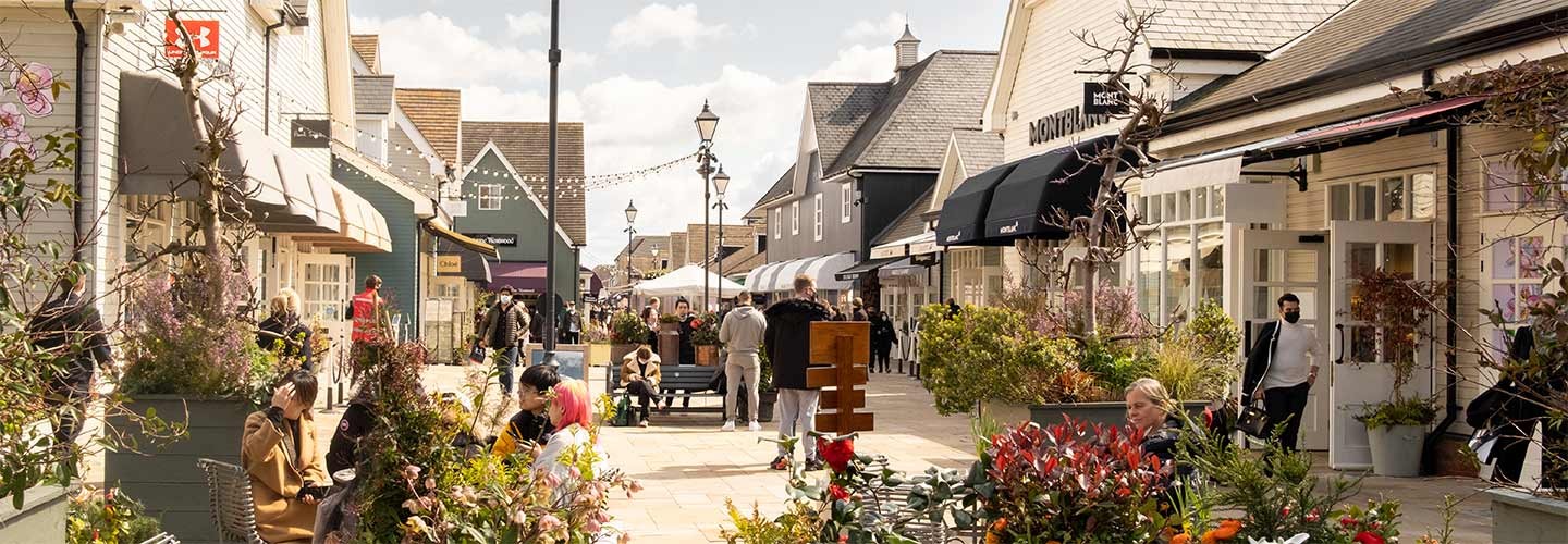 London to Bicester Village Trains Chiltern Railways